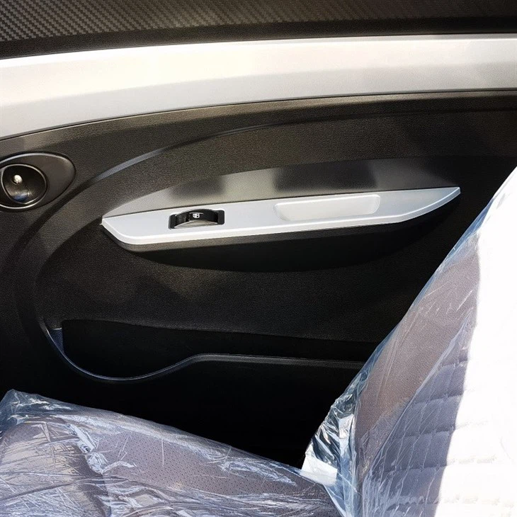 EEC Travel Tools Three Wheel Electric Tricycle Scooter