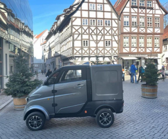 J2-C L6e Electric Mini Cargo Van Car
